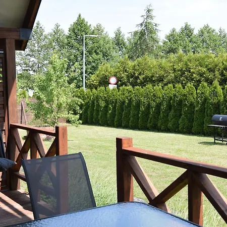 Zefir Nad Morzem I Jeziorem 度假居 *