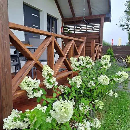 度假居 Zefir Nad Morzem I Jeziorem Jezierzany